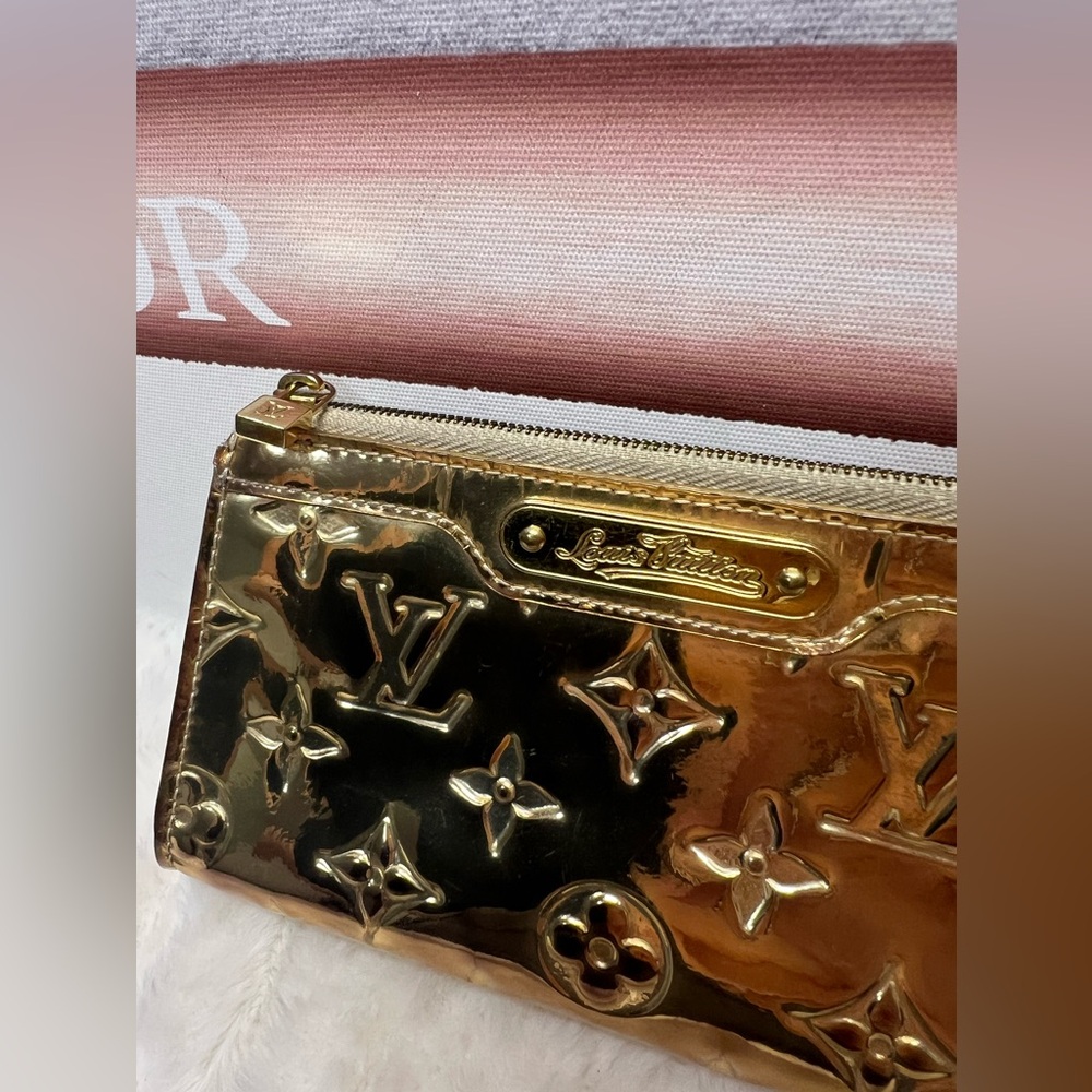 Louis Vuitton Metallic Gold Mono Makeup Bag/Pouch/Clutch (attachable gold chain) - Picture 2 of 10